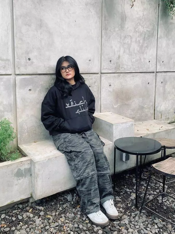 Erfolgreich Hoodie Boxy Oversize Arabic (1)