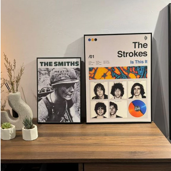 Poster The Strokes Is This It Cover Album Frameblock (1)