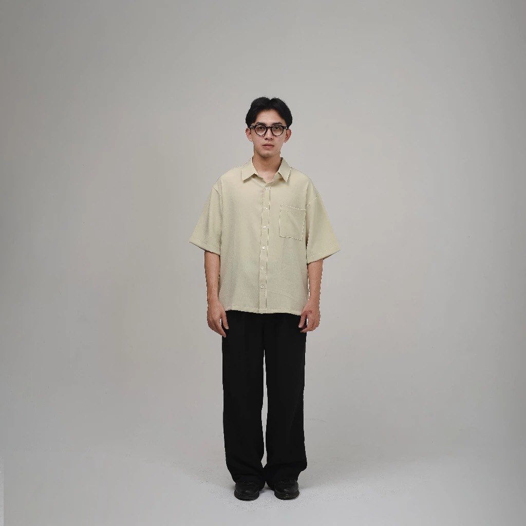 Piliana Kemeja Pria Lengan Pendek Oversize (5)